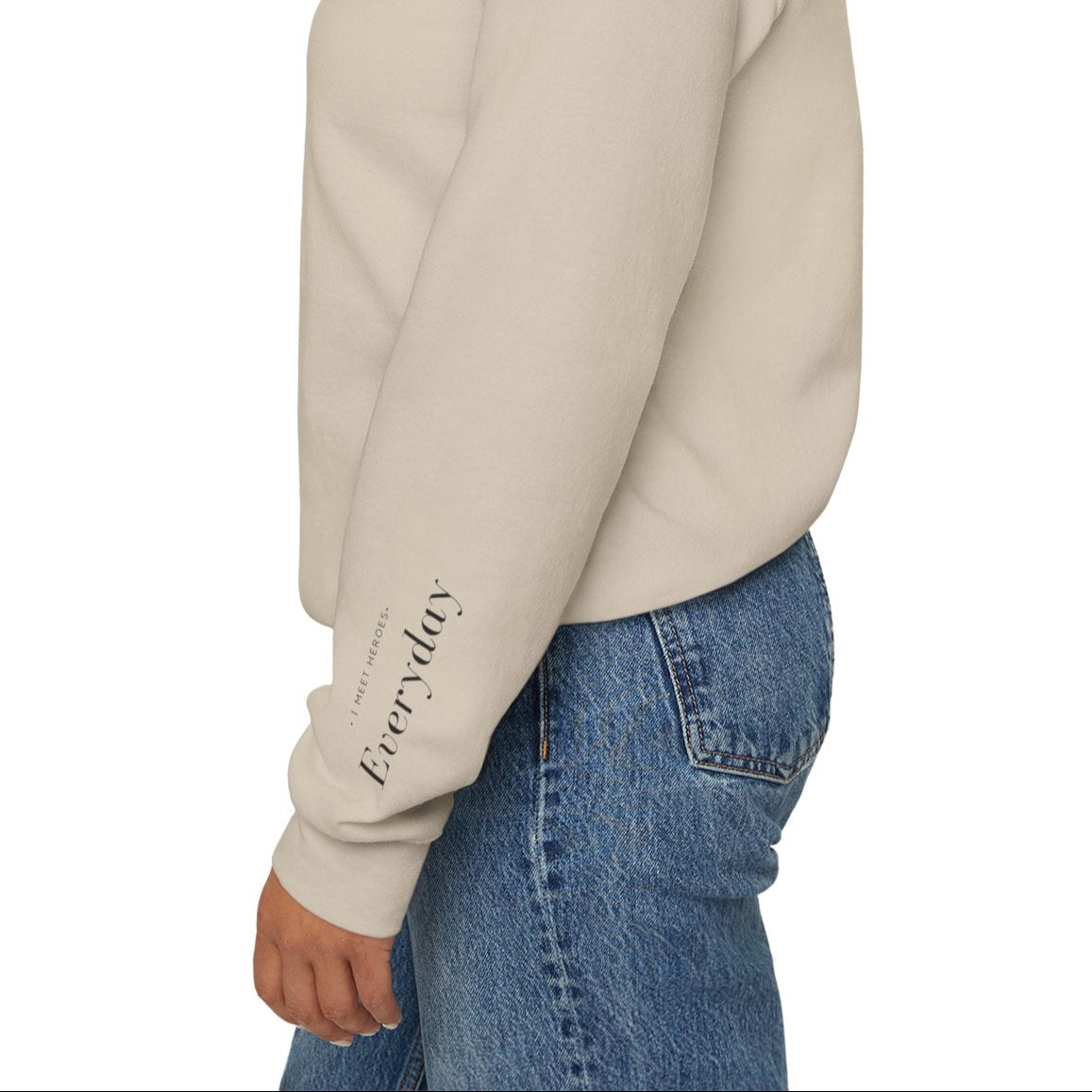 LUREPÅ® Unisex Heavy Blend Crewneck Sweatshirt - I Meet Heroes Everyday