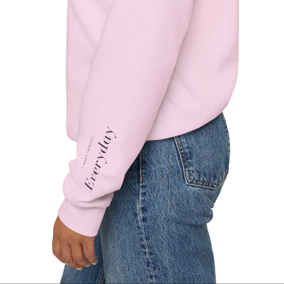 LUREPÅ® Unisex Heavy Blend Crewneck Sweatshirt - I Meet Heroes Everyday