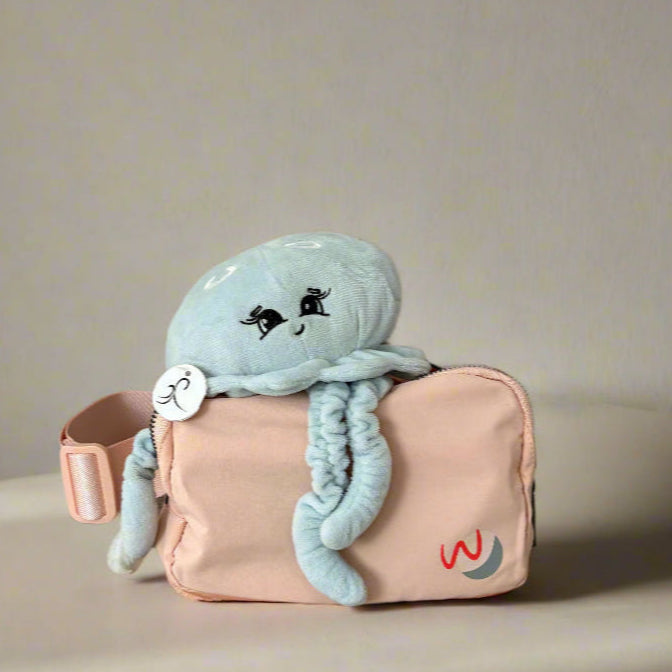 A Buddy & A Bag - Moon Jellyfish