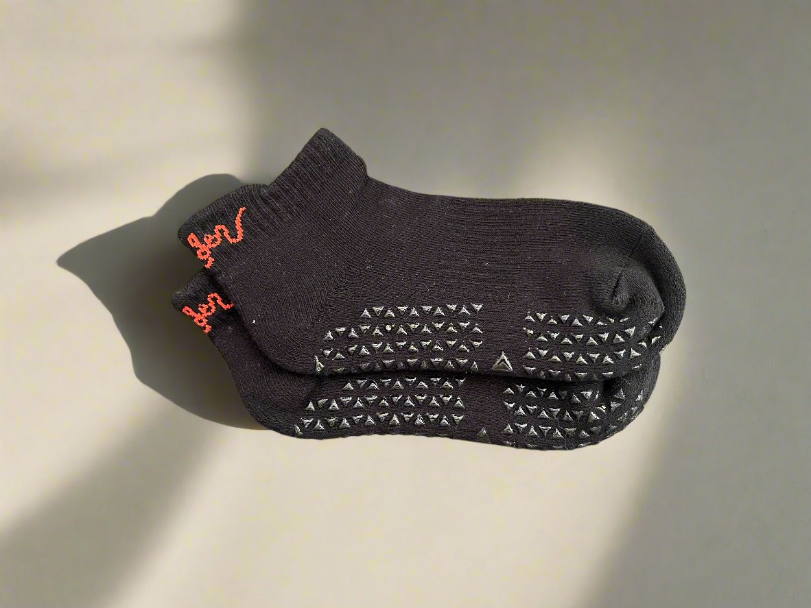 wonder by lurepa yoga socks